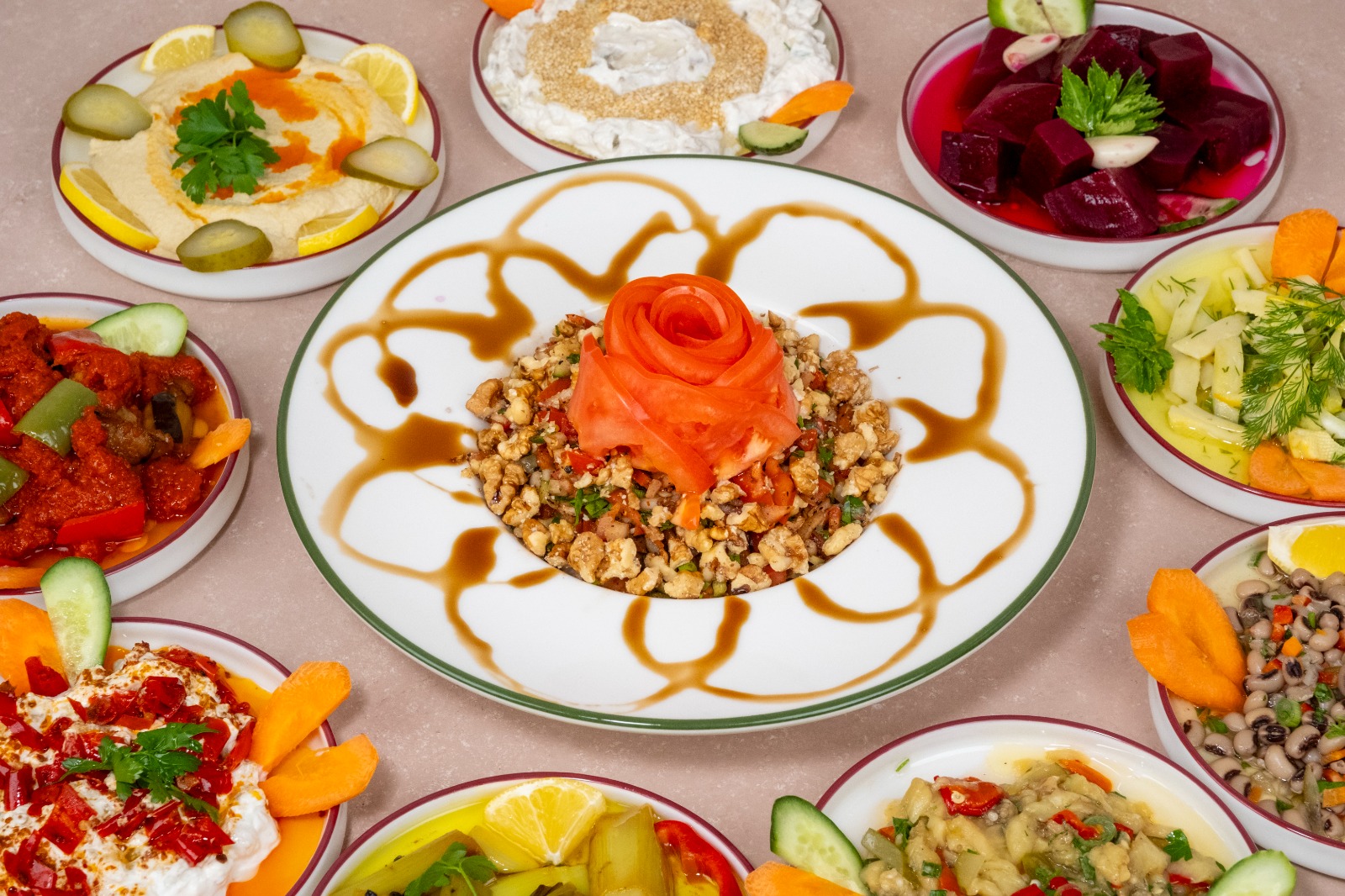 Gavur Dağı Salatası (2 kişilik)